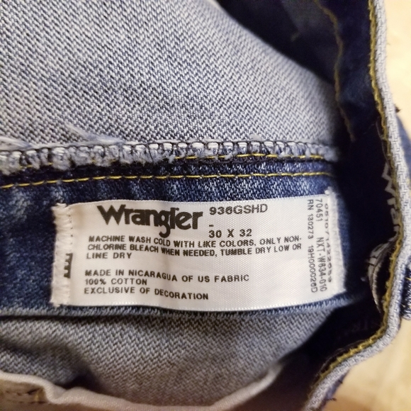 Wrangler George Strait Collection Cut Off Shorts - Picture 5 of 6